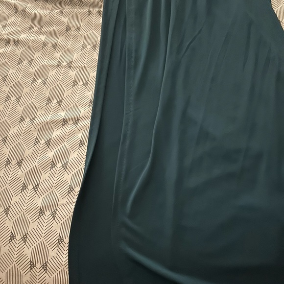 E.L.H BODY CON DRESS EMERALD - Picture 4 of 7